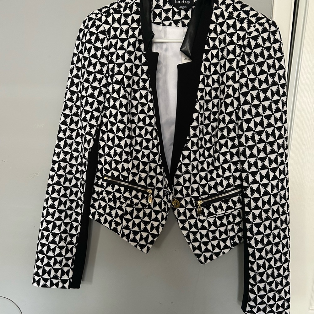 Bebe Black and White Geometric Women's Blazer